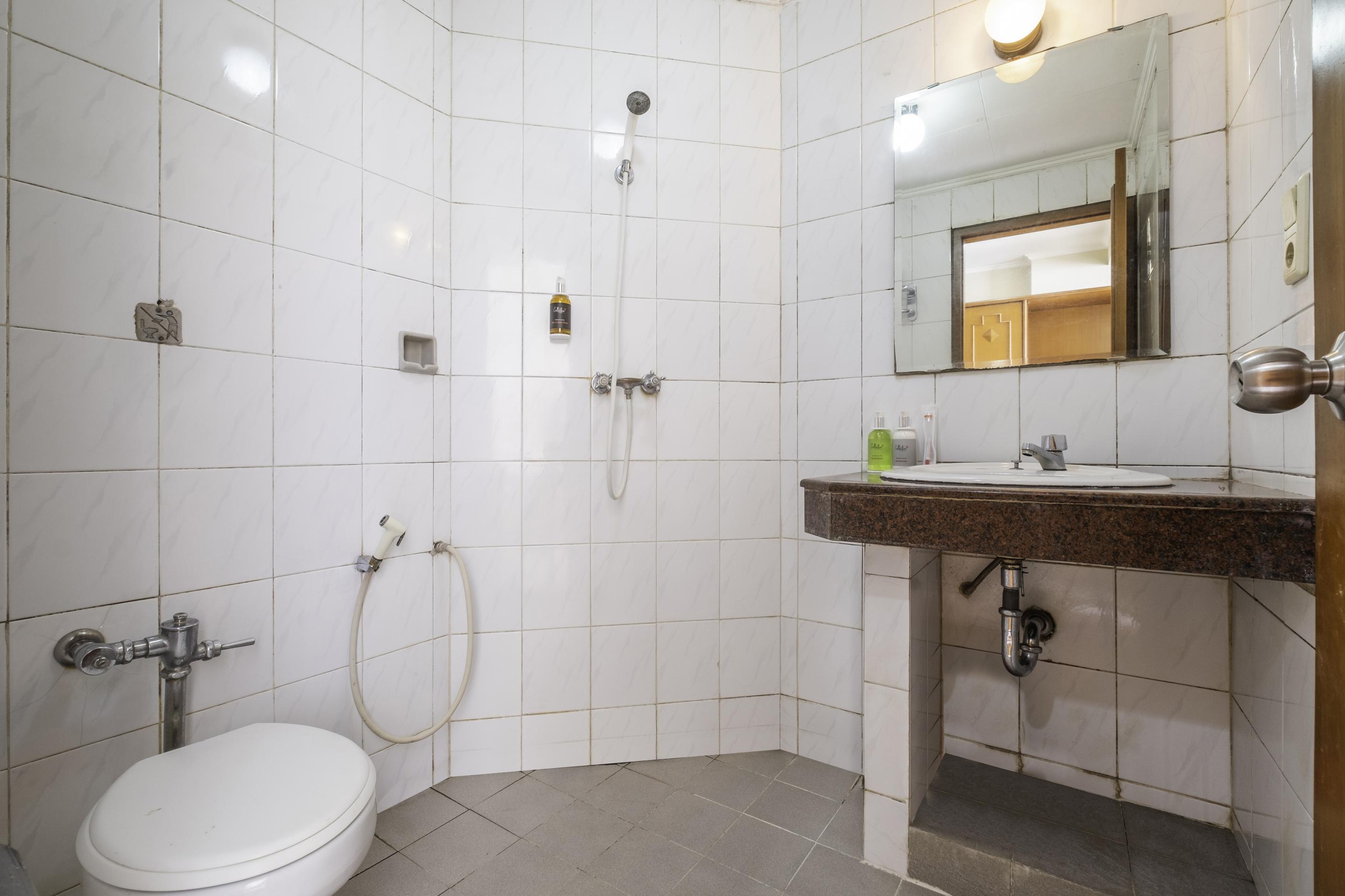 Collection O 25 Hotel Baltika Bandung Ngoại thất bức ảnh