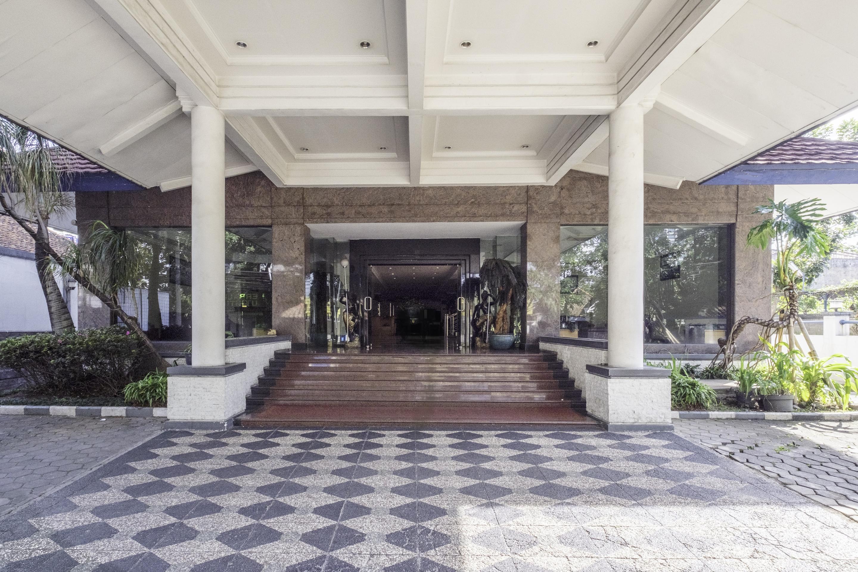 Collection O 25 Hotel Baltika Bandung Ngoại thất bức ảnh